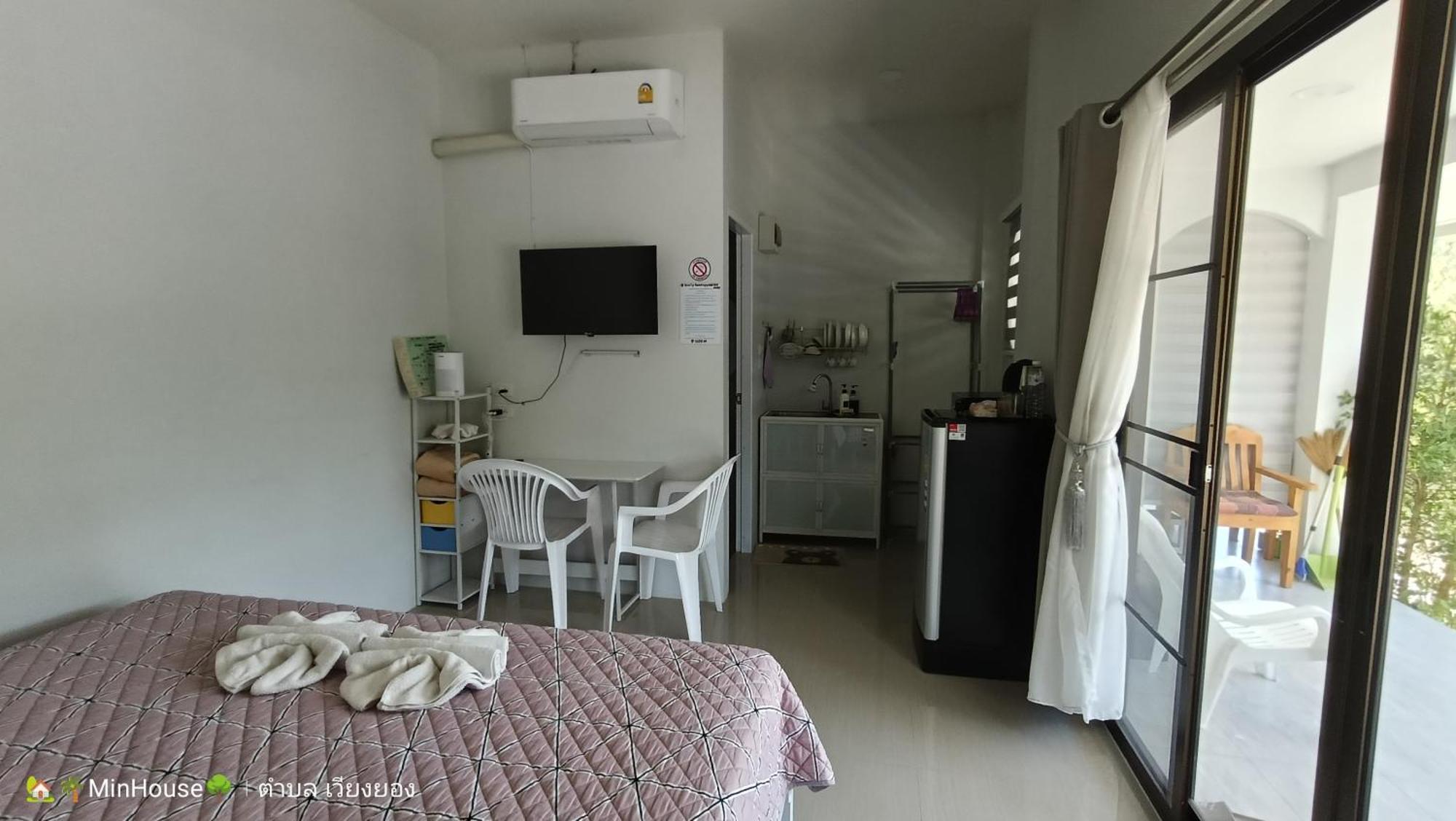 Min House Hotel Lamphun Exterior photo