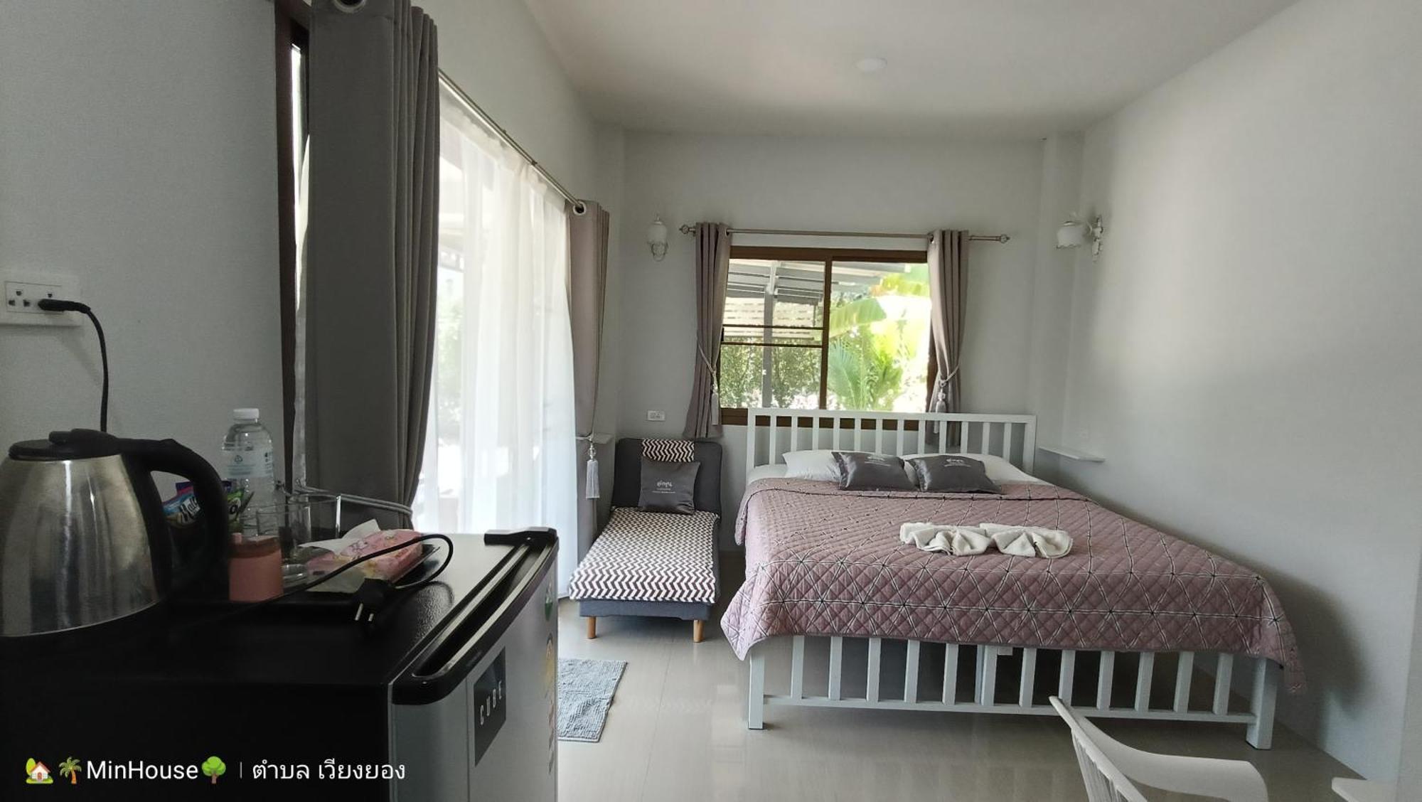 Min House Hotel Lamphun Exterior photo