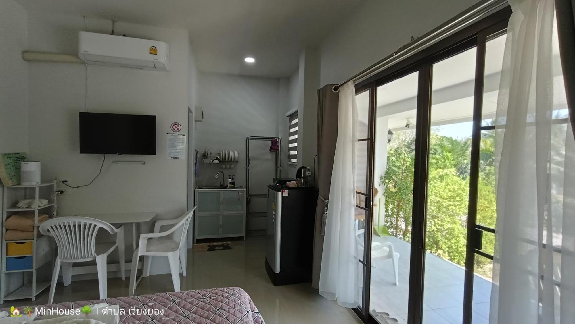 Min House Hotel Lamphun Exterior photo