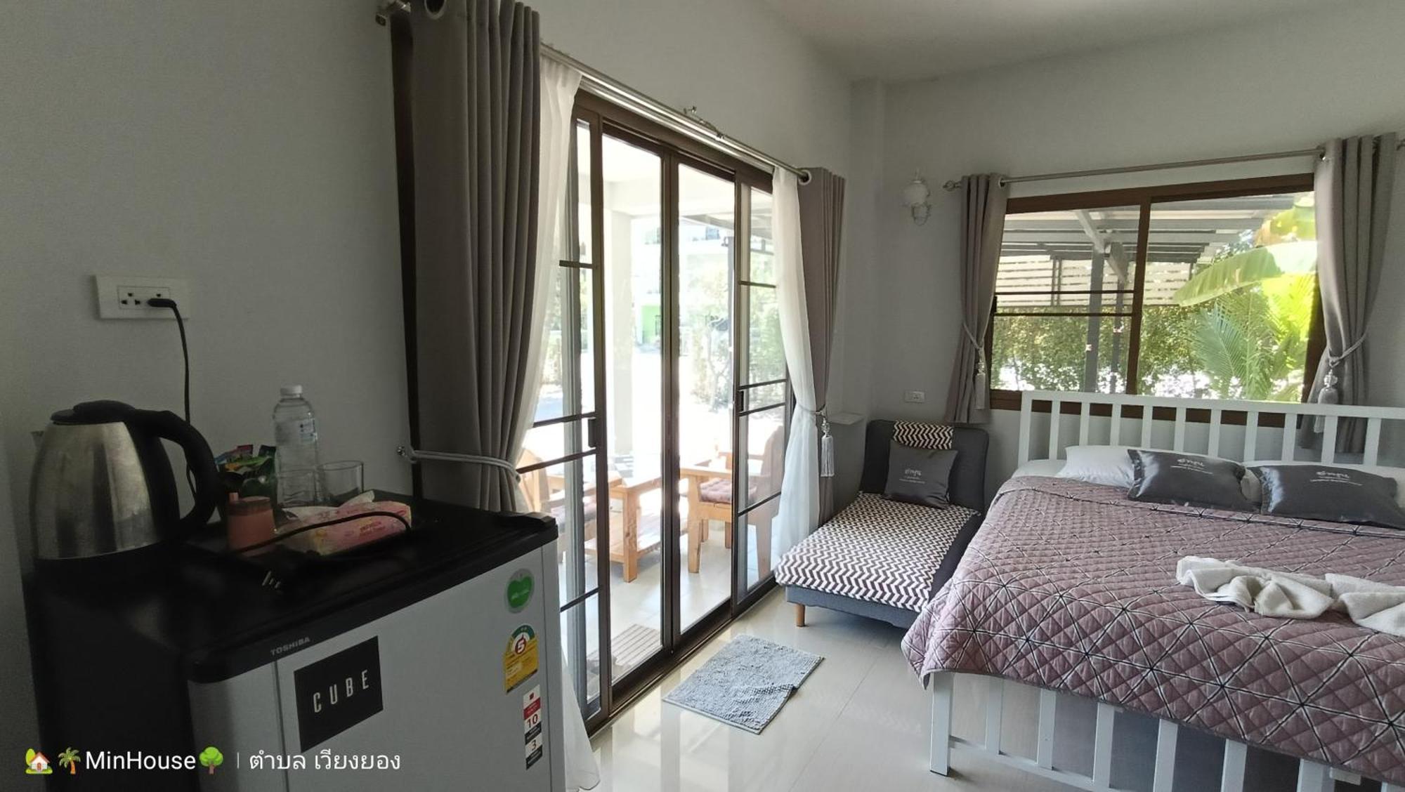 Min House Hotel Lamphun Exterior photo